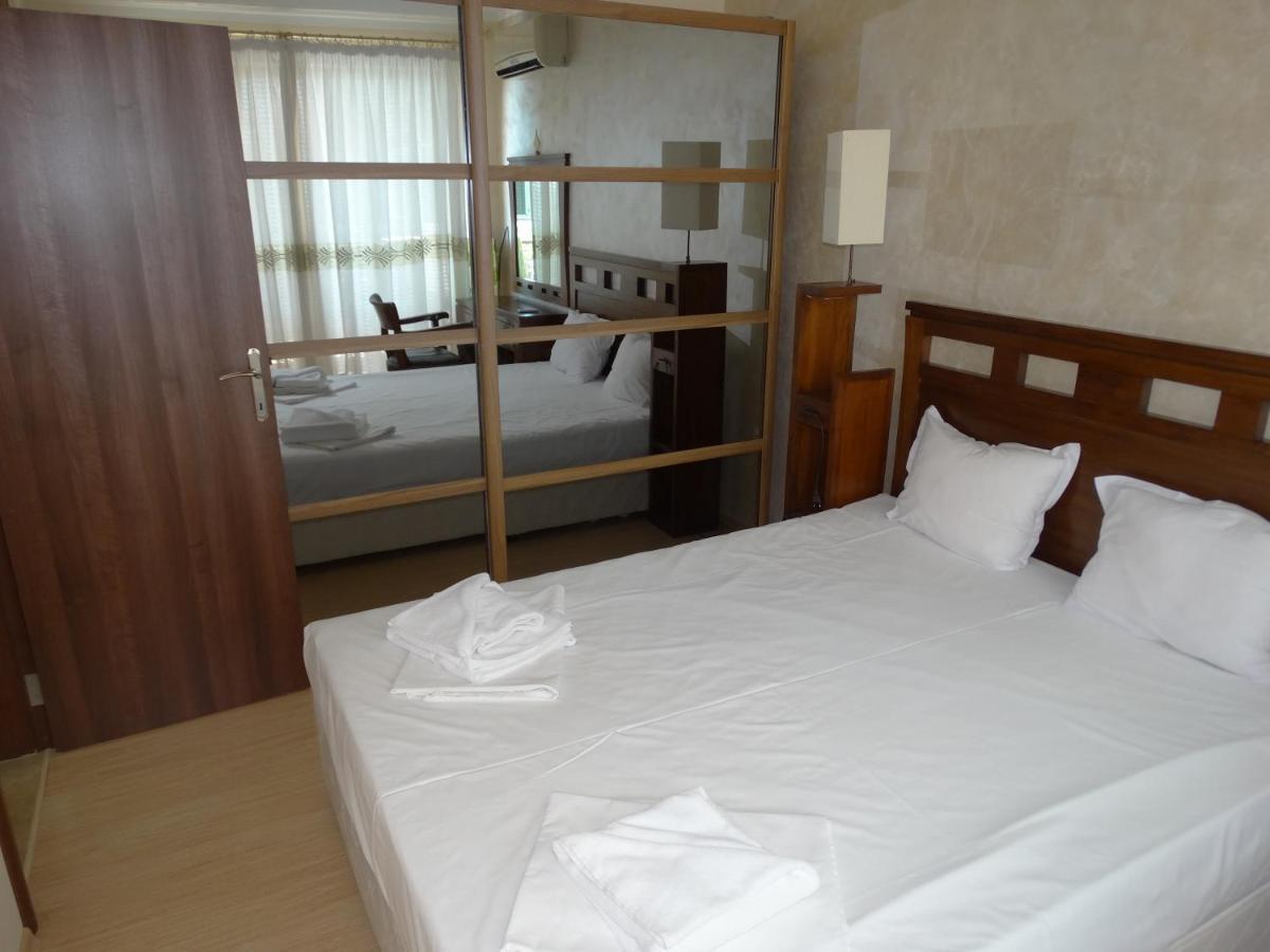 Chateau Del Marina Apart Complex เนเซบาร์ ภายนอก รูปภาพ