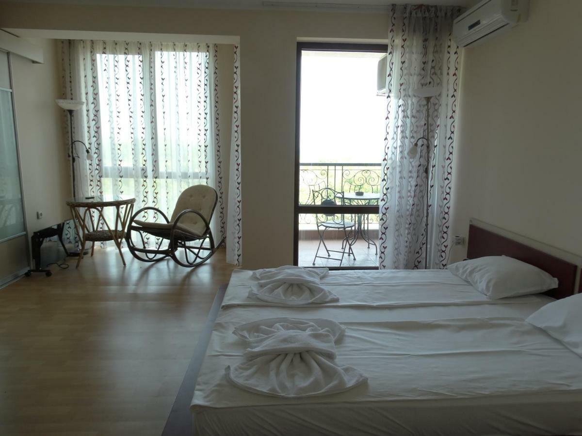 Chateau Del Marina Apart Complex เนเซบาร์ ภายนอก รูปภาพ