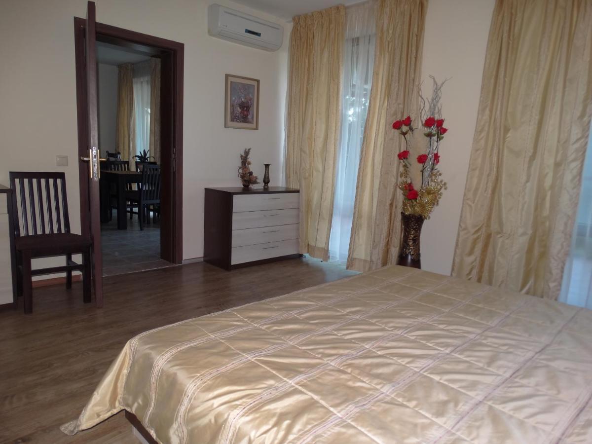 Chateau Del Marina Apart Complex เนเซบาร์ ภายนอก รูปภาพ